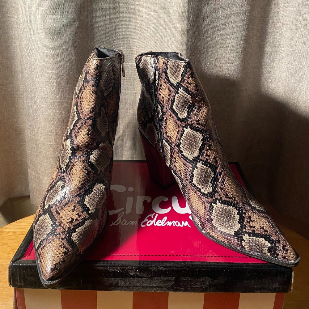 Circus NY Cornell Snake Embossed Brown and Tan Boot, Size 11